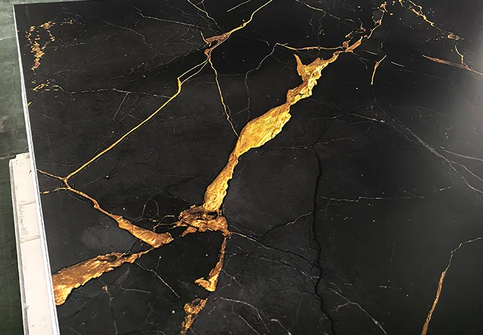 ข้อดีของแผงผนังคริสตัลคาร์บอน